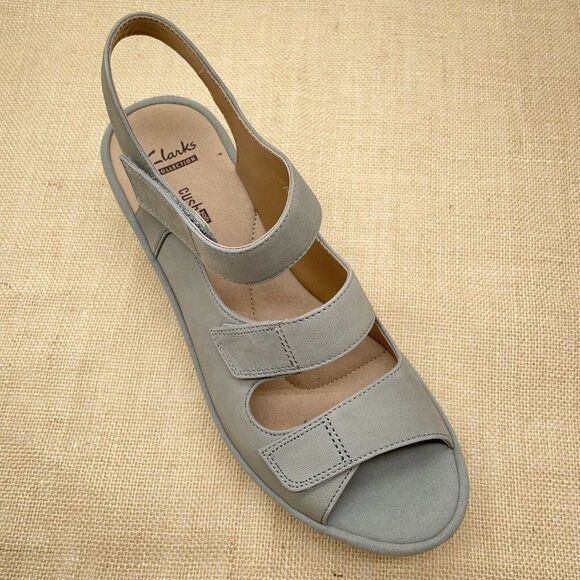 Clarks Reedly Juno Sandal Nubuck Triple Strap Wedge Sage Soft Cushion Size 8.5 W - Picture 5 of 12